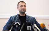 Rebel Prime Minister Alexander Borodai has handed over black boxes. Source: AAP.