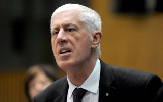 Graeme Innes has taken a shot at Joe Hockey and George Brandis.