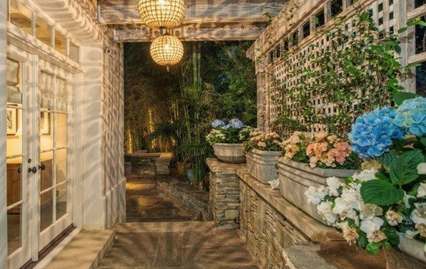 Jennifer Lawrence Jessica Lawrence house