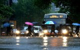Melbourne weather thunderstorm rain