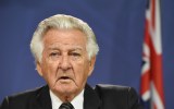 Bob Hawke says Labor has all the momentum