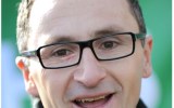 Australian Greens Leader Richard Di Natale said it was beyond belief that an Australian company doing so much overseas in this area was unable to help Australians.
