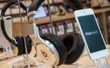 Apple Music beats headphones