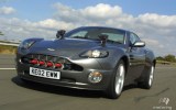 Aston Martin James Bond.