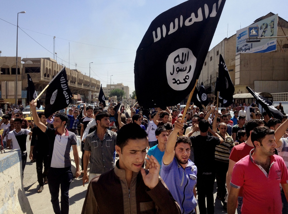 isis flag supporters