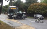 bus crash into car