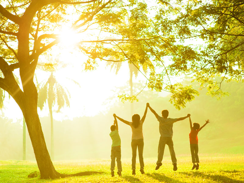 Family happy, Shutterstock