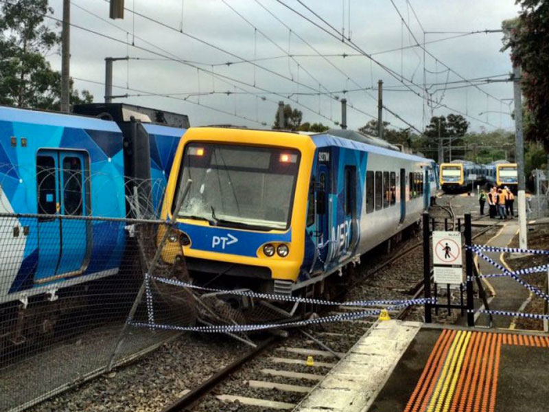 metro train
