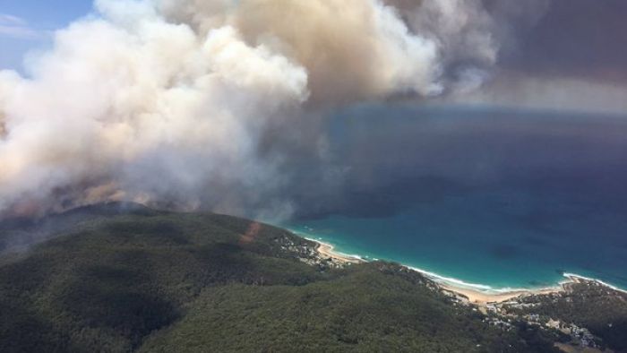 Fire burns near Wye River