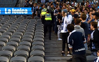 Melbourne Victory fans
