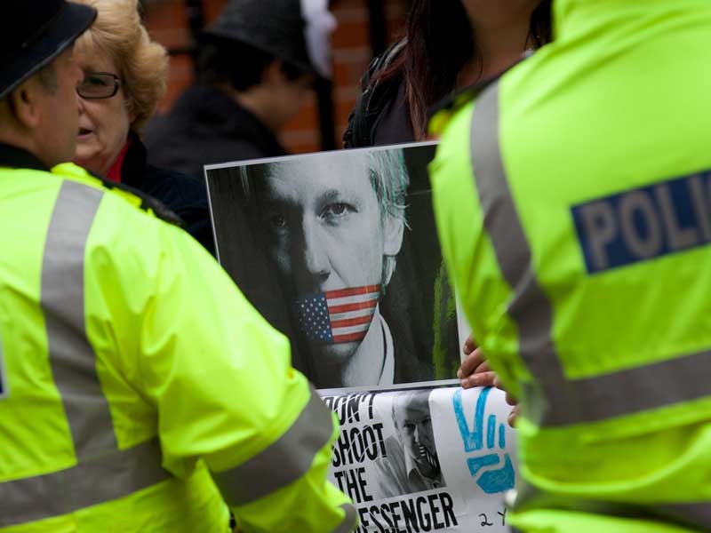 julian assange