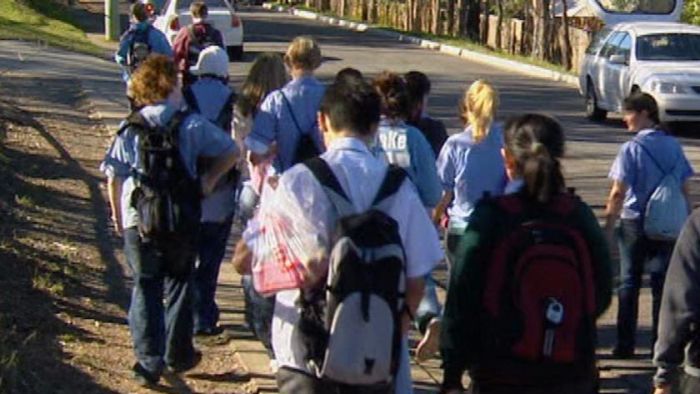 schools assessment shows Australia falling further