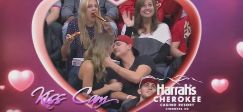 pizza kiss cam girl