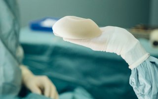 Breast implant
