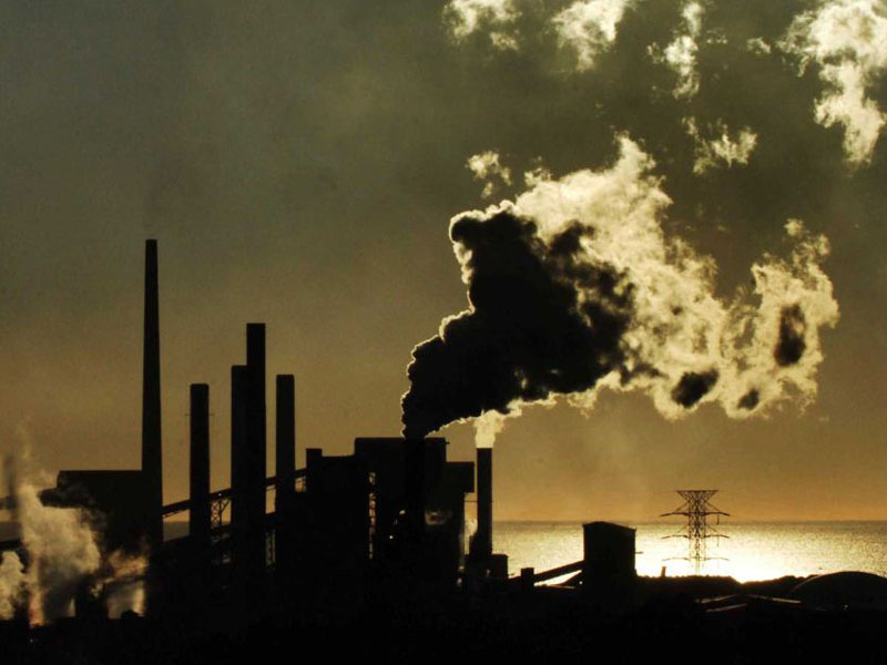 Under Labor's plan, companies emitting carbon over a certain level will need to pay a penalty.