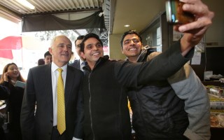 Mr Turnbull may yet form a majority govt.