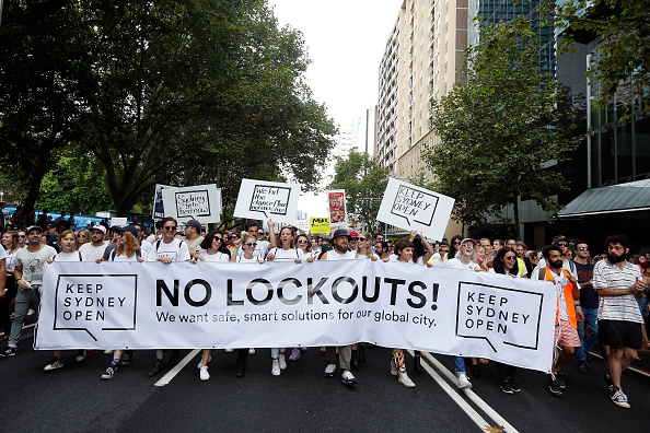 Baird Government relaxes lockout laws