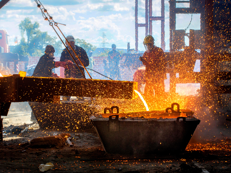 metal workers