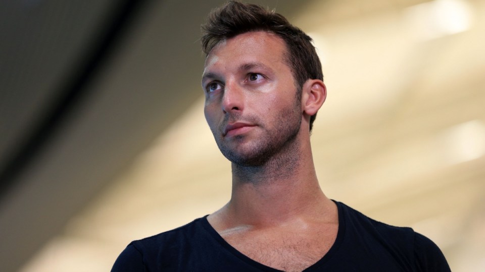 ian thorpe security threats