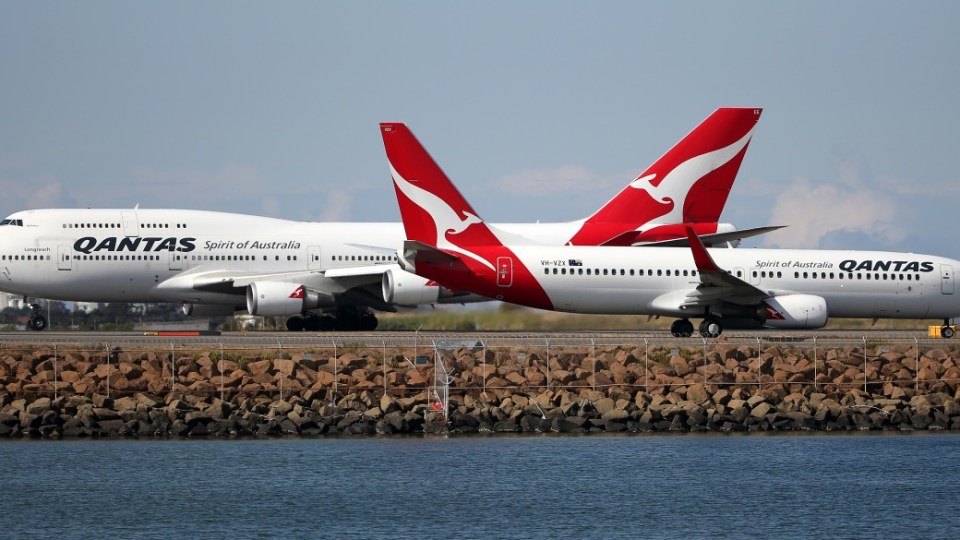 qantas profit