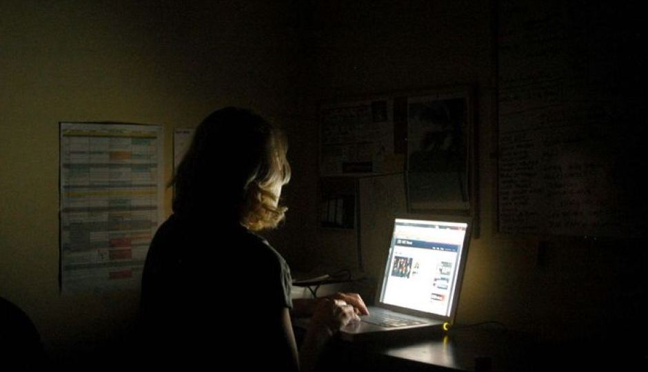 Australians spend more with screens than loved ones