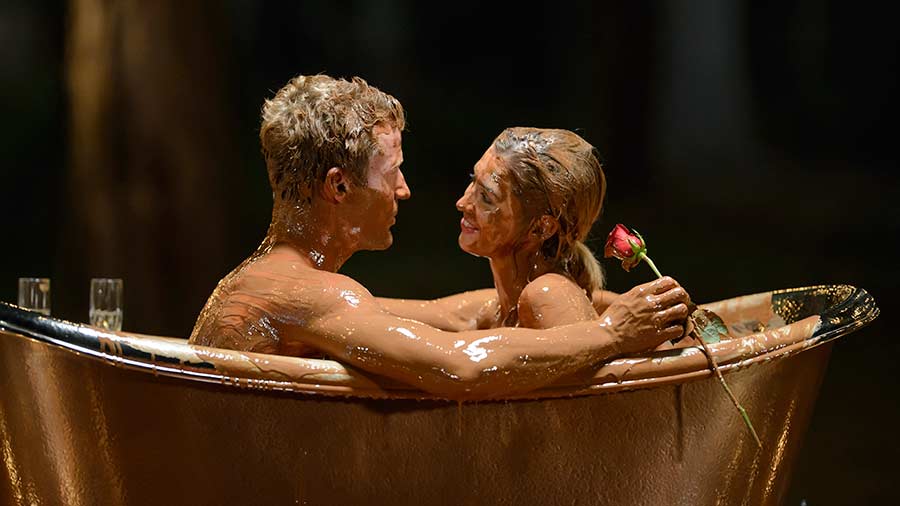 the bachelor chocolate bath