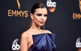 emmys emily ratajkowski