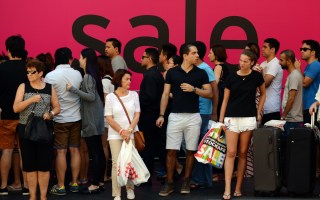 retailers post christmas sales