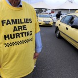 Taxi drivers protest on Bolte Bridge