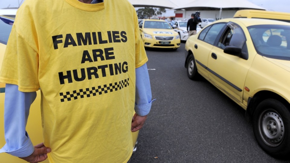 Taxi drivers protest on Bolte Bridge