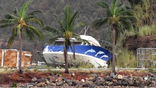 cyclone debbie photos