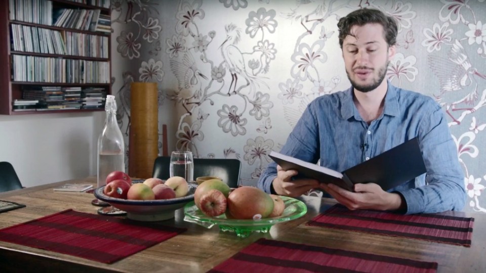 amazon kindle man reads