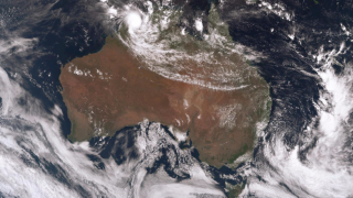 cyclone blanche