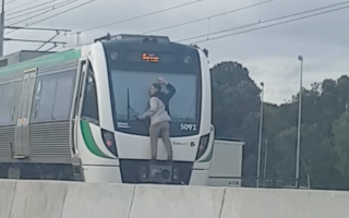 train perth wa windscreen