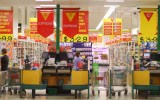 Retail workers may be in for a pay cut, if employers get their way.