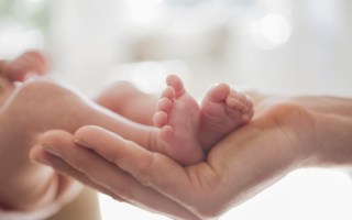 baby feet