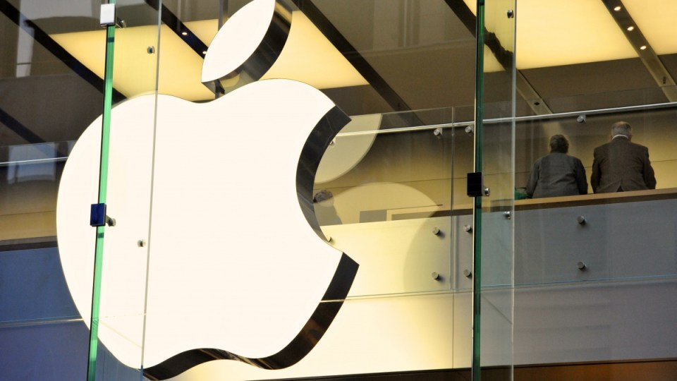 apple fined ipad iphone