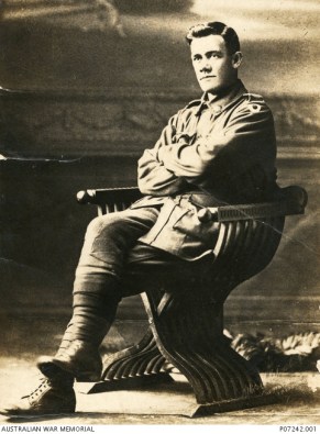 'unknown digger' Robert Bowness