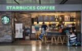 Starbucks plastic straws