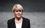 Julie Bishop to remain in parliament