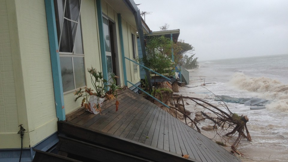queensland reef cyclone resorts
