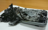 crushed smartphone qantas flight