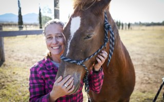 Trudi Lines poses with horse ahead of invictus games