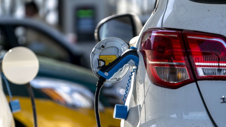 electric-cars-charging-station