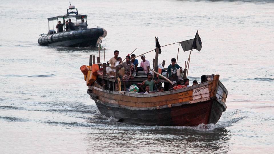 boat refugee