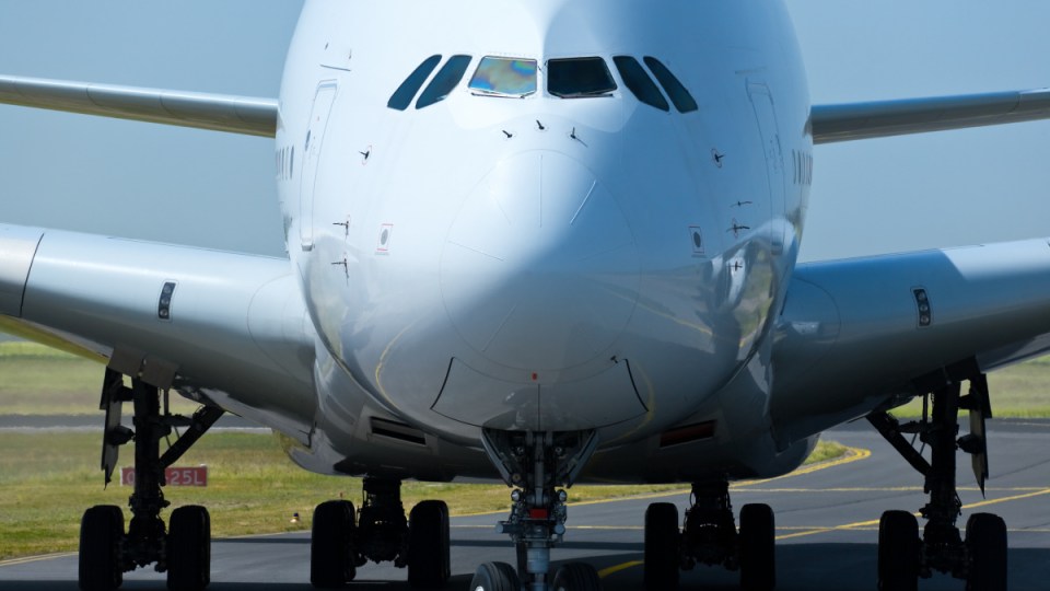 airbus a380 halt production