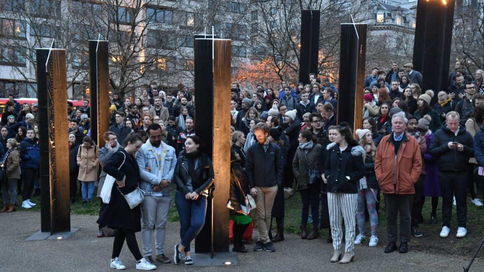 mourners-mosque-shooting