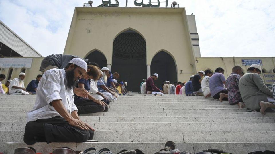 response after mosque attacks