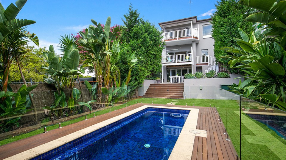 weekend auction wrap March 30