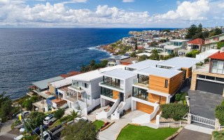 weekend auction wrap April 12